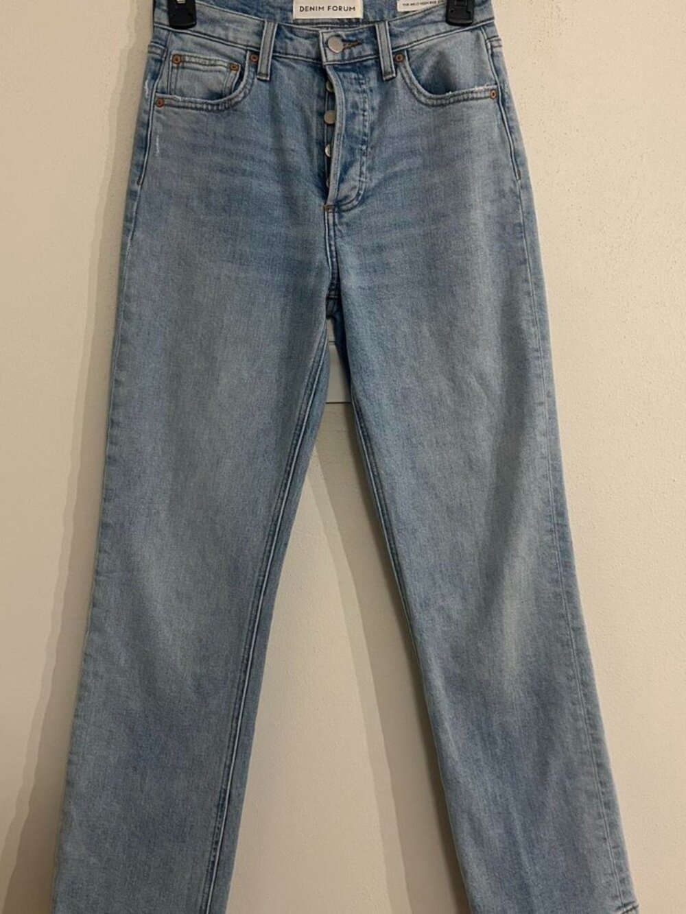 Aritzia Blue High-Waisted Straight-Leg Jeans Size 25